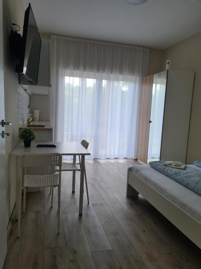 Appartamento Öt Fenyő Apartmanház Siófok Esterno foto