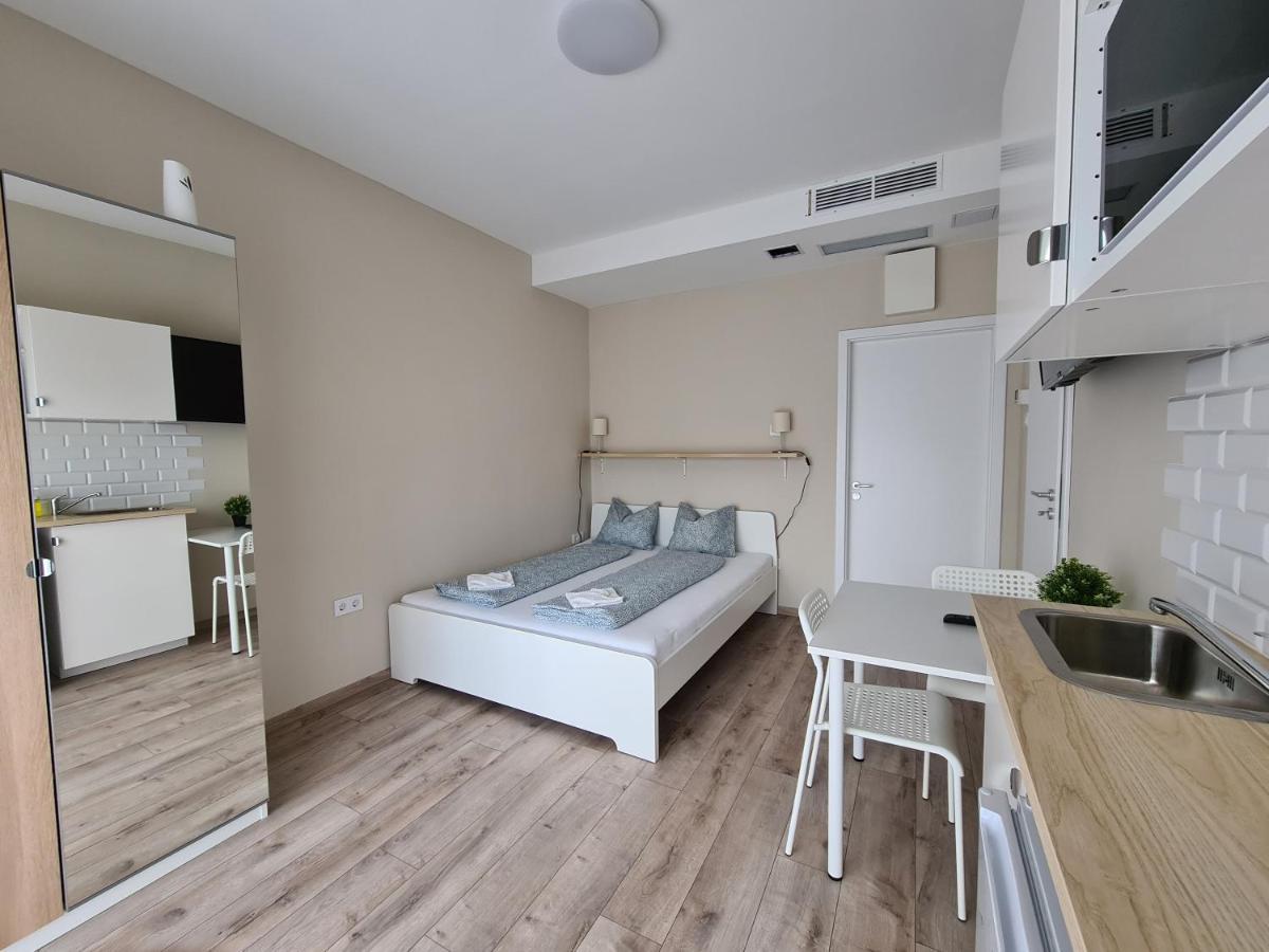 Appartamento Öt Fenyő Apartmanház Siófok Esterno foto