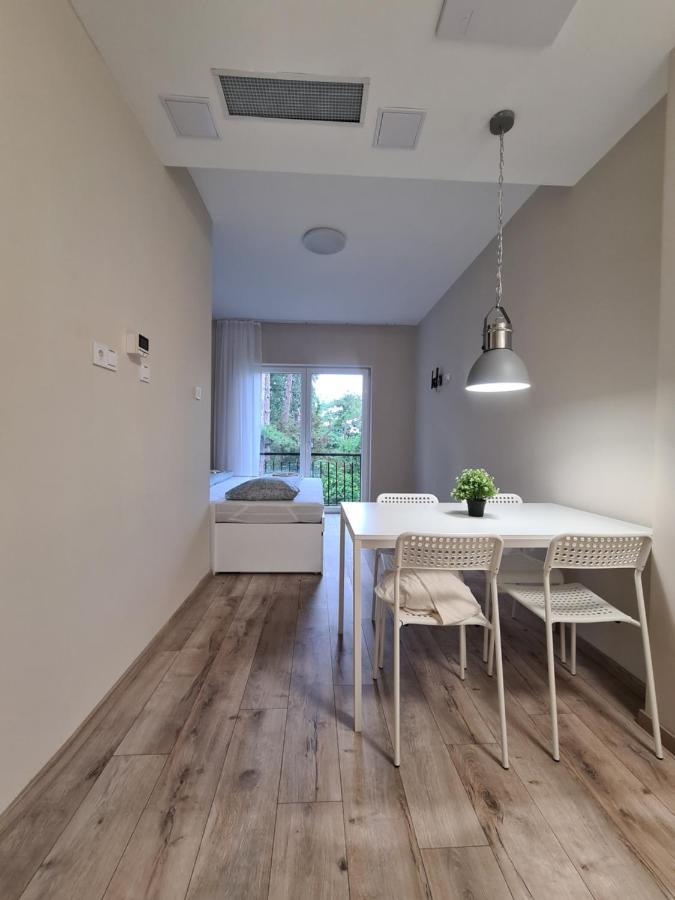 Öt Fenyő Apartmanház Siófok Esterno foto